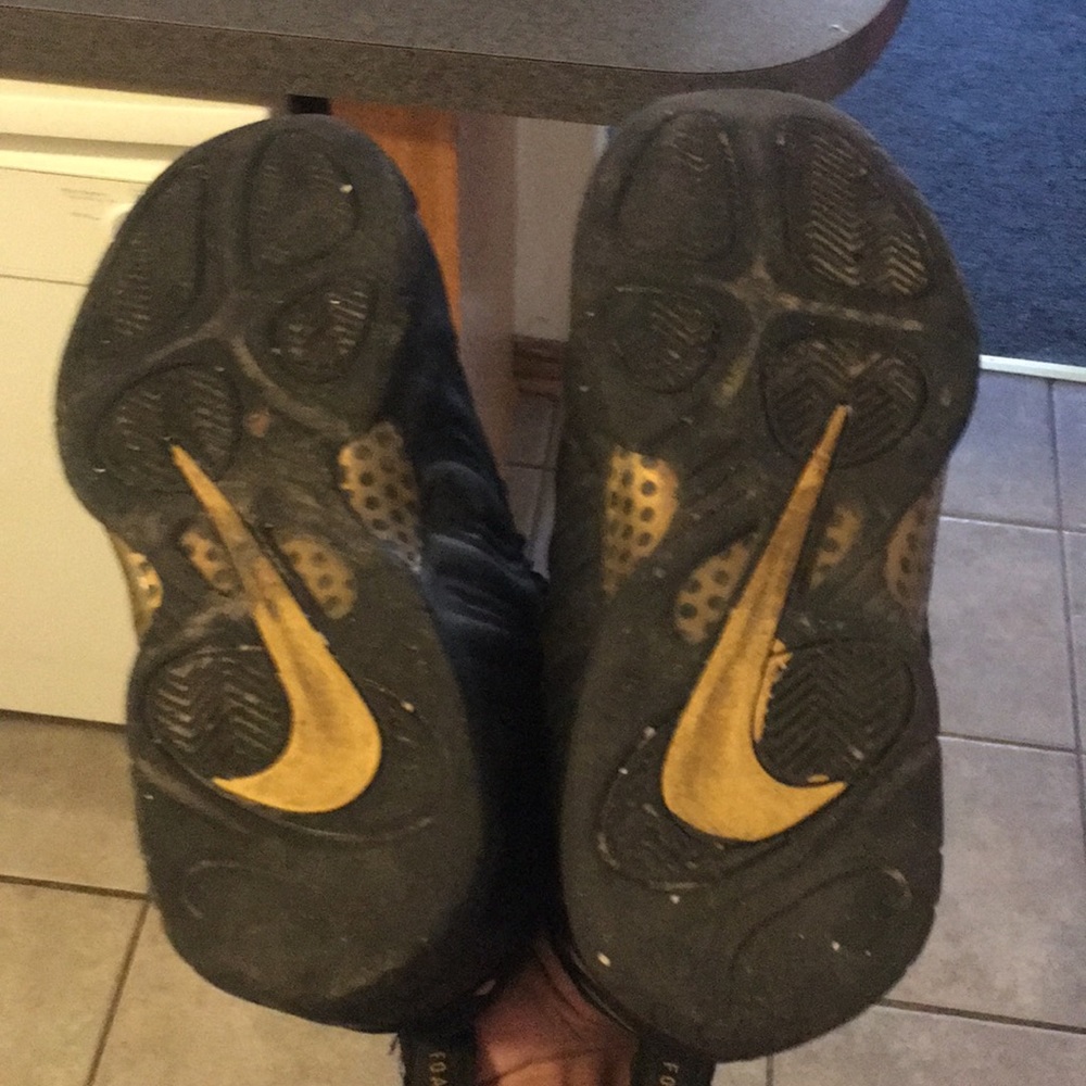 Foamposite - Picture 2 of 4